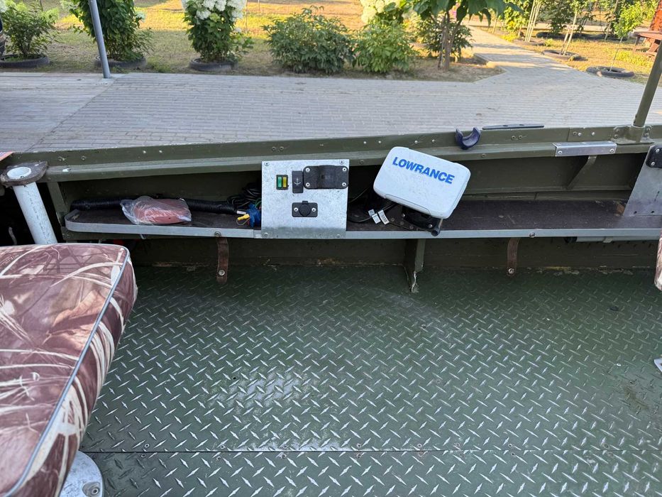 моторная лодка казанка ,хонда 20, на прицепе