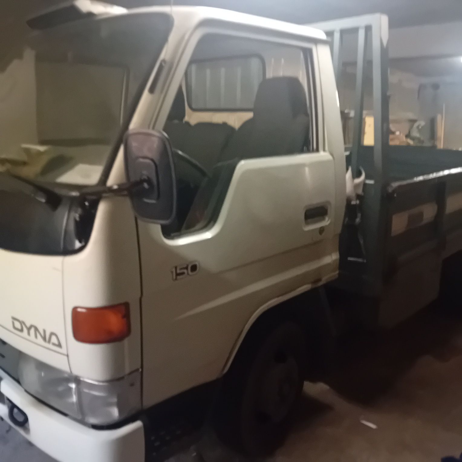 Toyota diyna  impecável