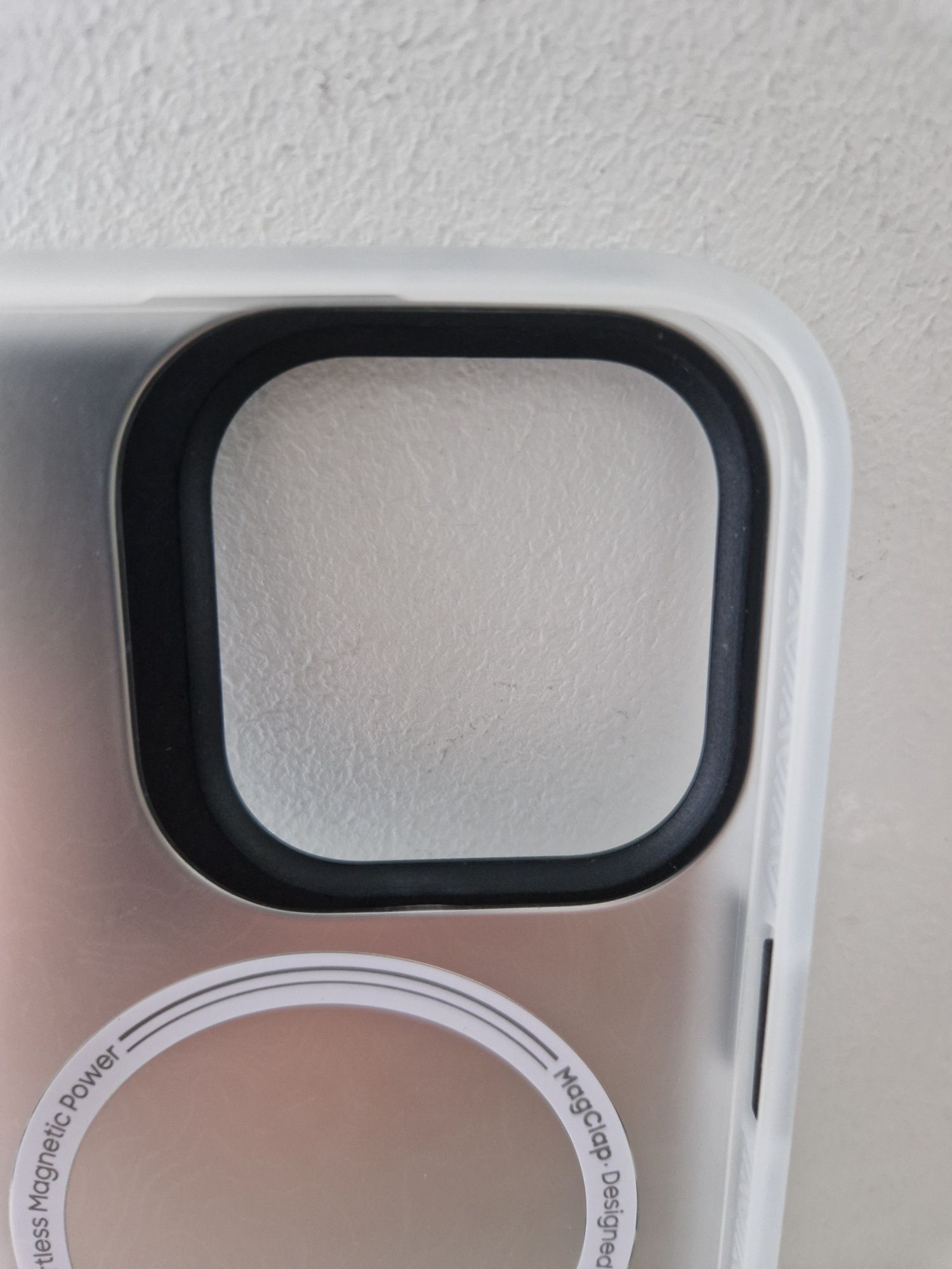 Benks Etui Magnetic Summit Mont Blanc do Iphone 16 Pro Max