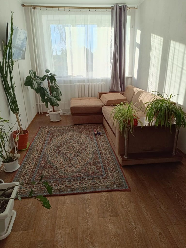Продам 2х кімнатну квартиру в м. Ромни по вулиці Терновецька 22а