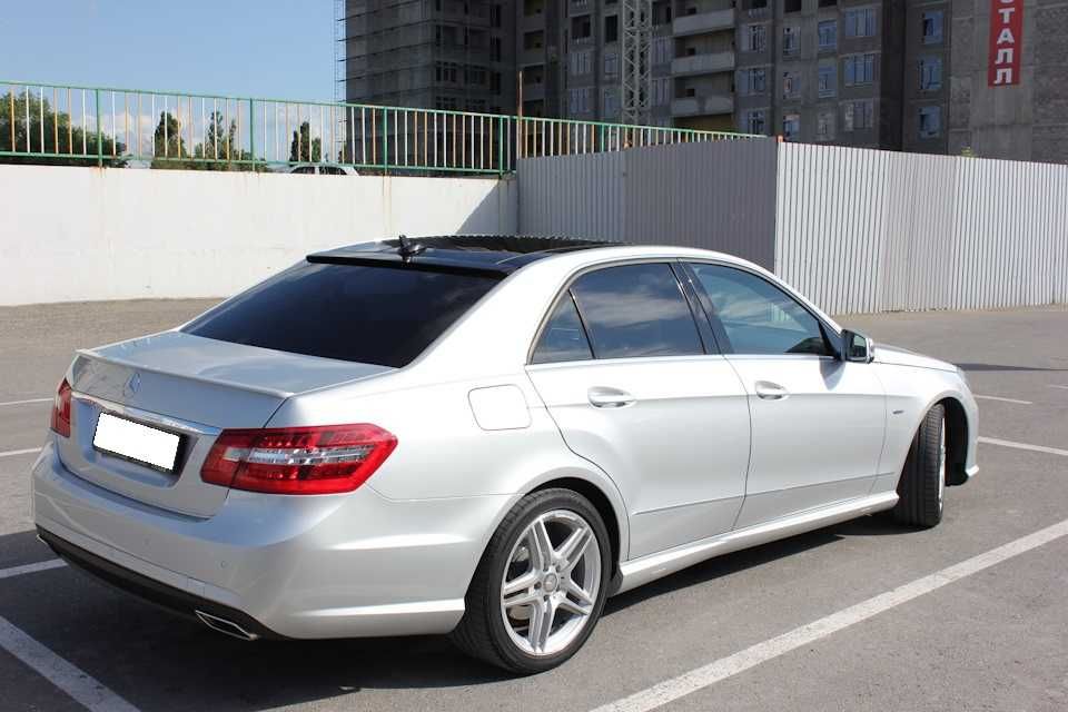 Бампер задній Mercedes E-Class W212 в стилі E63 AMG (2009-2012)