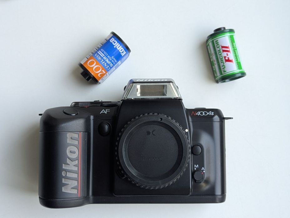Nikon N4004S (F401s)