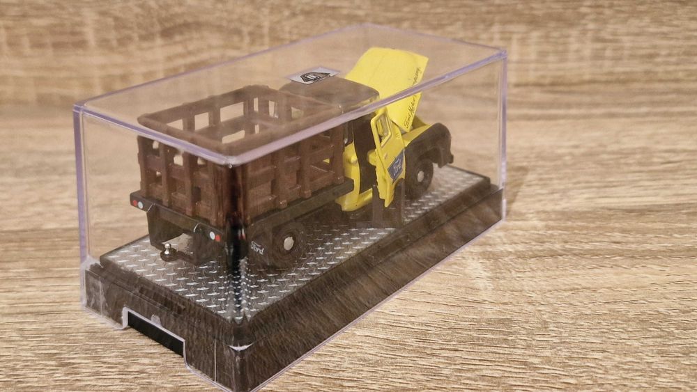 Ford F-100 Stakebed Truck «1956« 1:64