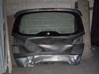 Скло кришки багажника Renault 3
