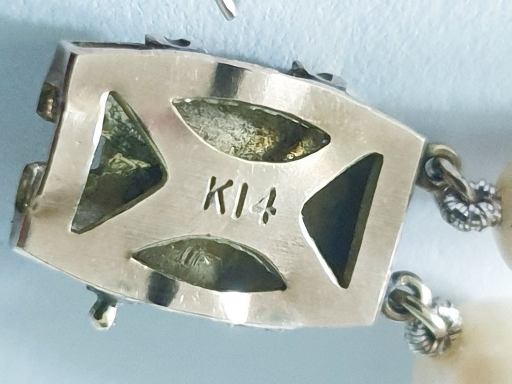 Fantástico antigo colar de pérolas de cultivo  com fecho em ouro 14 kt