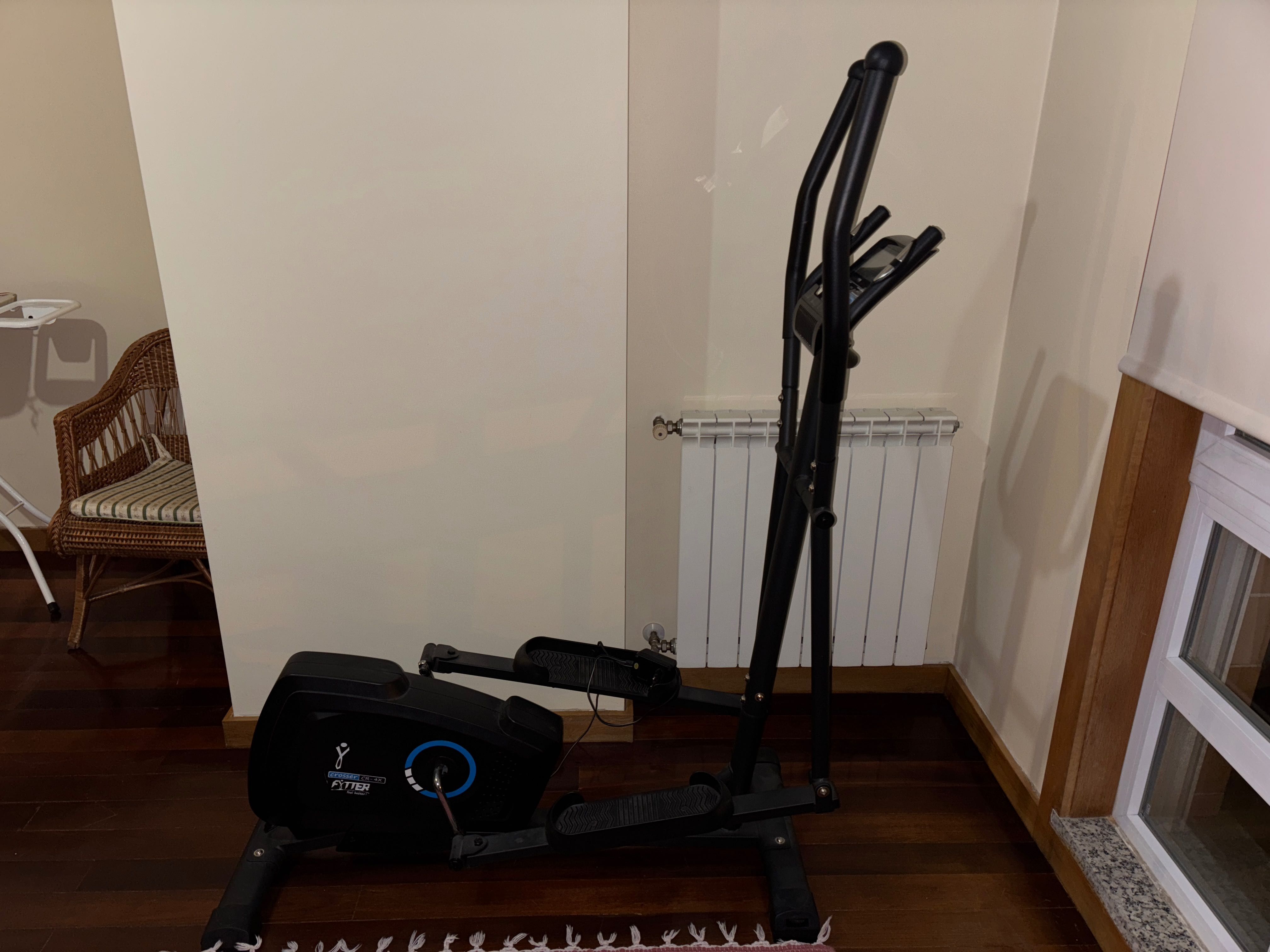Elíptica fyter crosser cr-4X