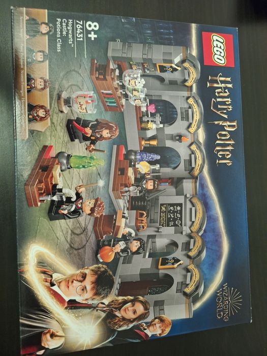 LEGO 76445 Harry Potter Zamek Hogwart: zajęcia z zielarstwa