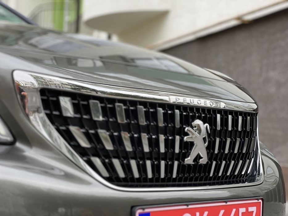 Peugeot 3008 2018 2.0 дизель не фарбований жоден елемент