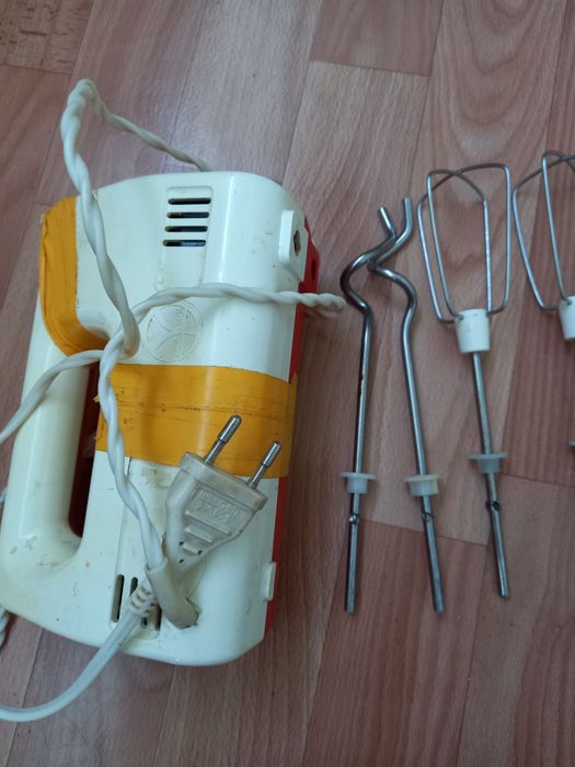 Миксер Росток с тестомесами