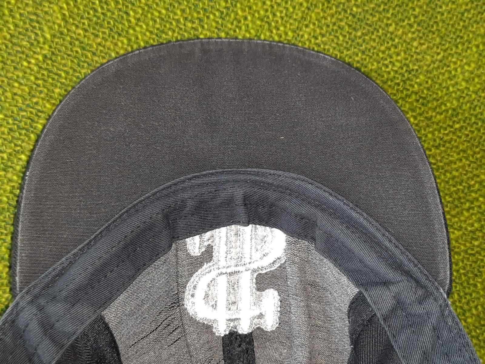 Крутая кепка, бейсболка c вышивкой доллара $. новая.