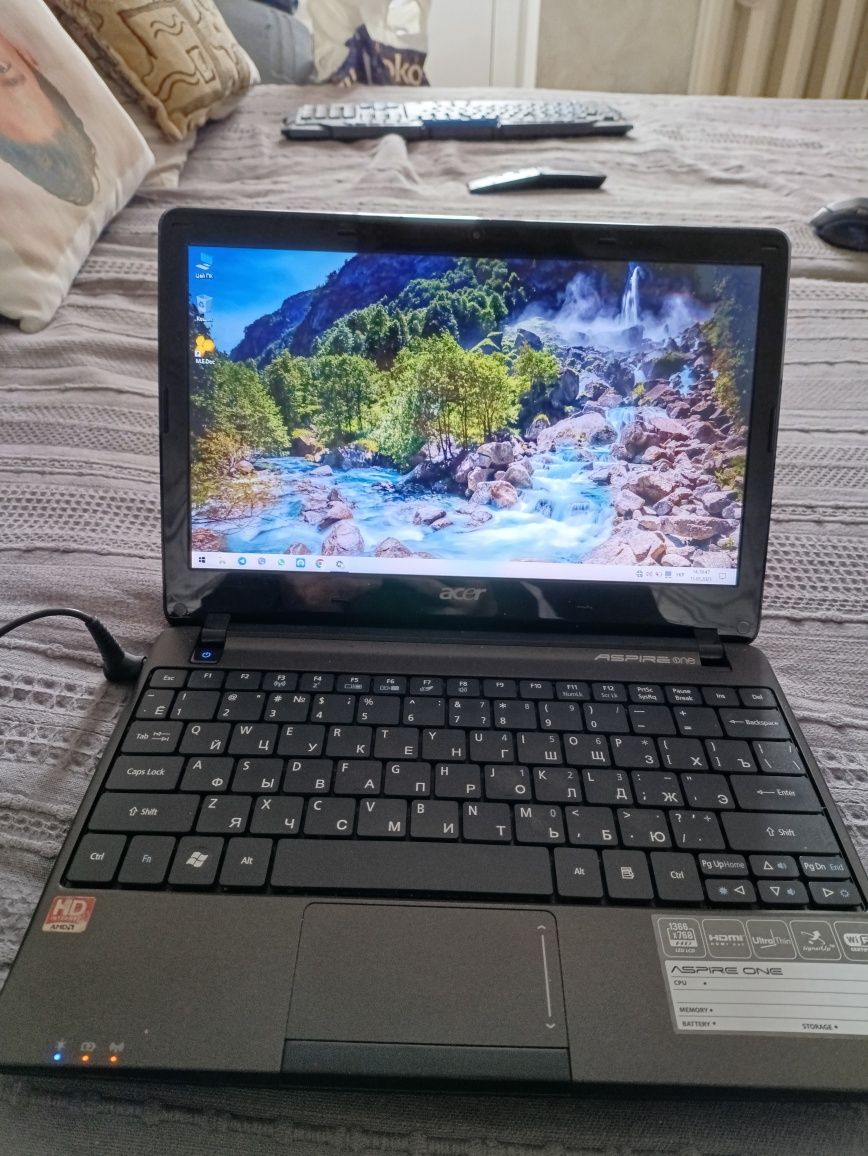 Нетбук Acer One 722, 4Гбт/500Гбт