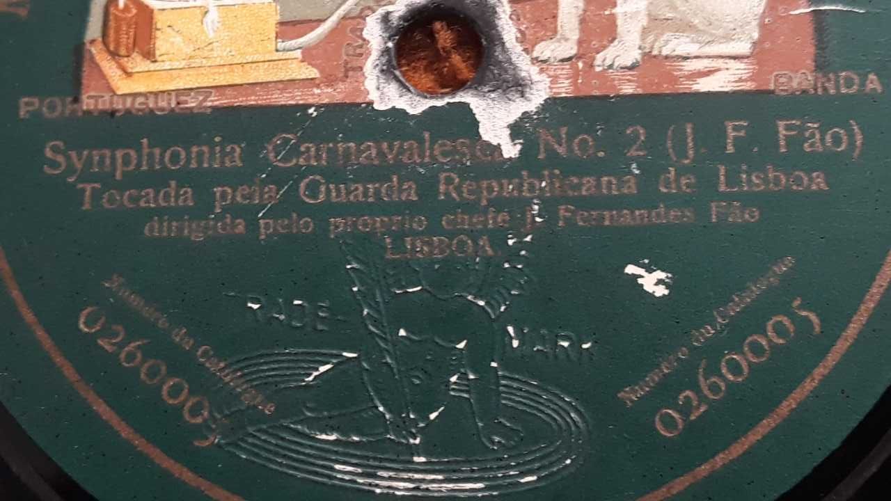 J. Fernandes Fão + G.N.R. de Lisboa - Monarch Record Gramophone