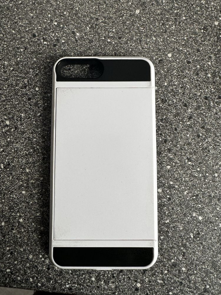 Etui iphone 8 plus ze schowkiem na banknot lub karte