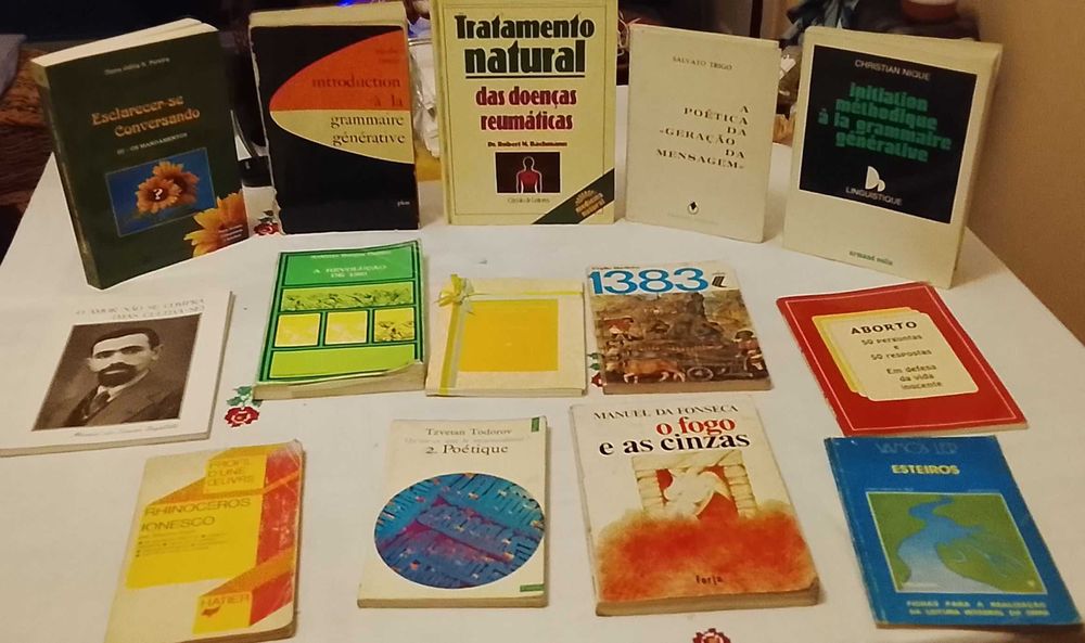 Vendo livros literários, poesia, gramática.
