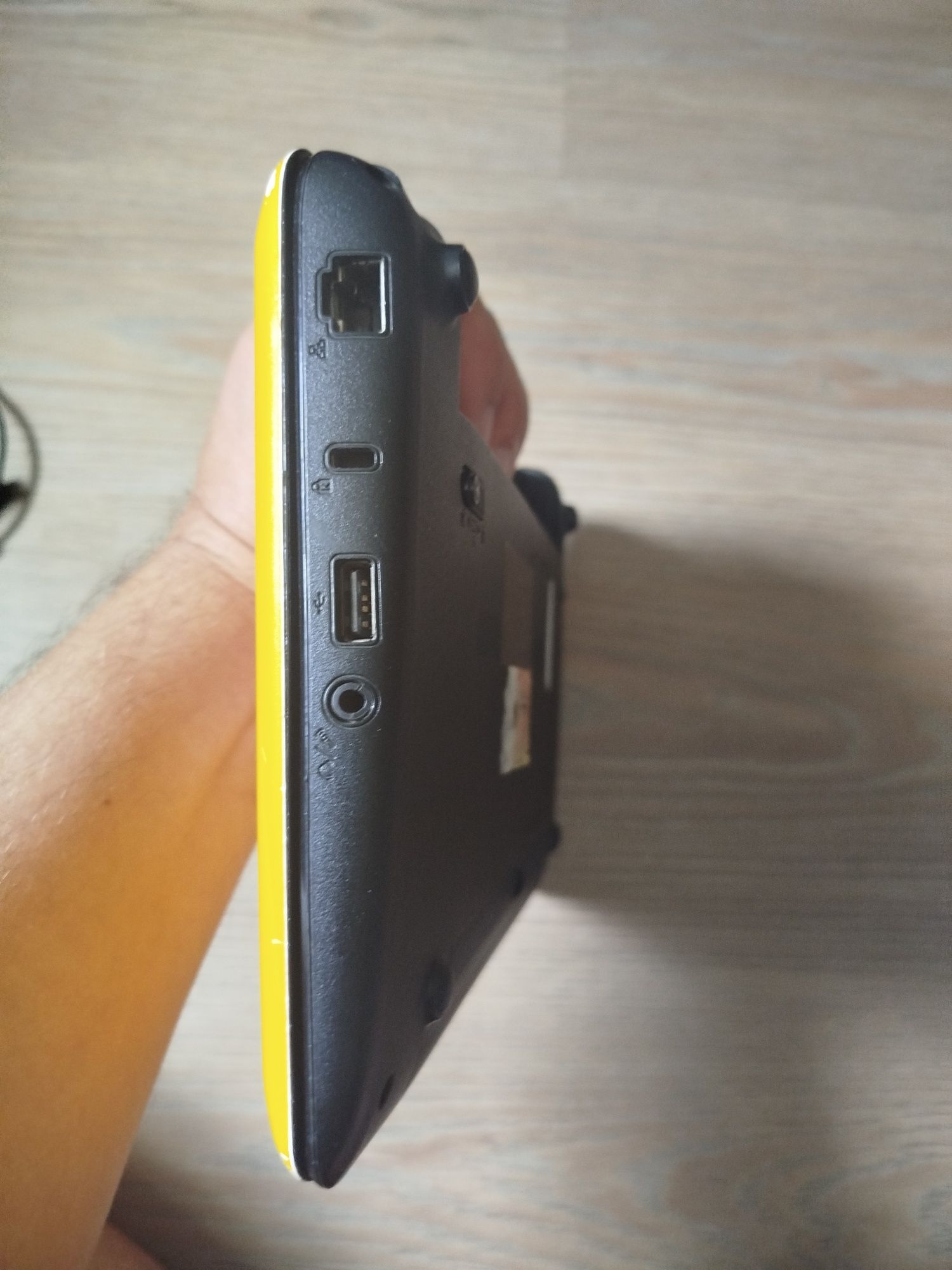 Нетбук ASUS EeePC 1001PQ
