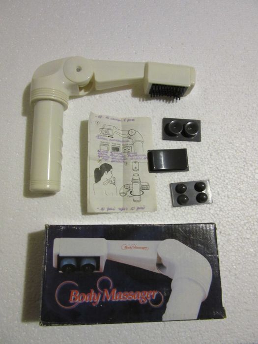 вибромассажер Body Massger со сменными насадками