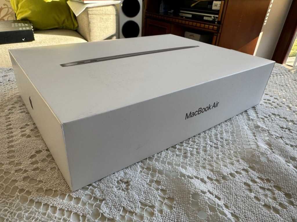 Apple MacBook Air M1 13,3" - 16GB RAM - 256GB Dysk -  Jak Nowy