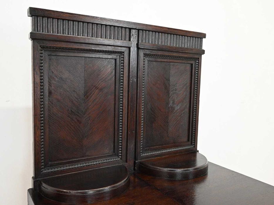 szafka komódka z około 1920 roku 082005