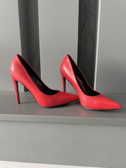 Туфлі Vitto Rossi  шкіра 36 р (один раз взуті)