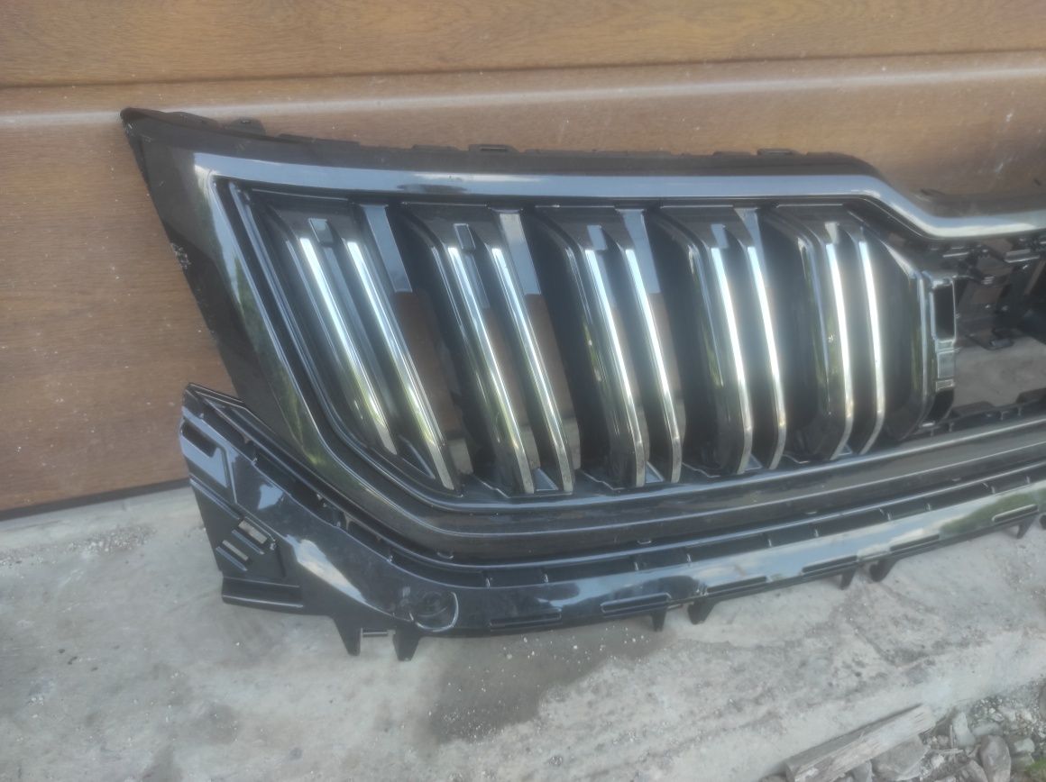 Grill,atrapa skoda kodiaq Laurin&Klement