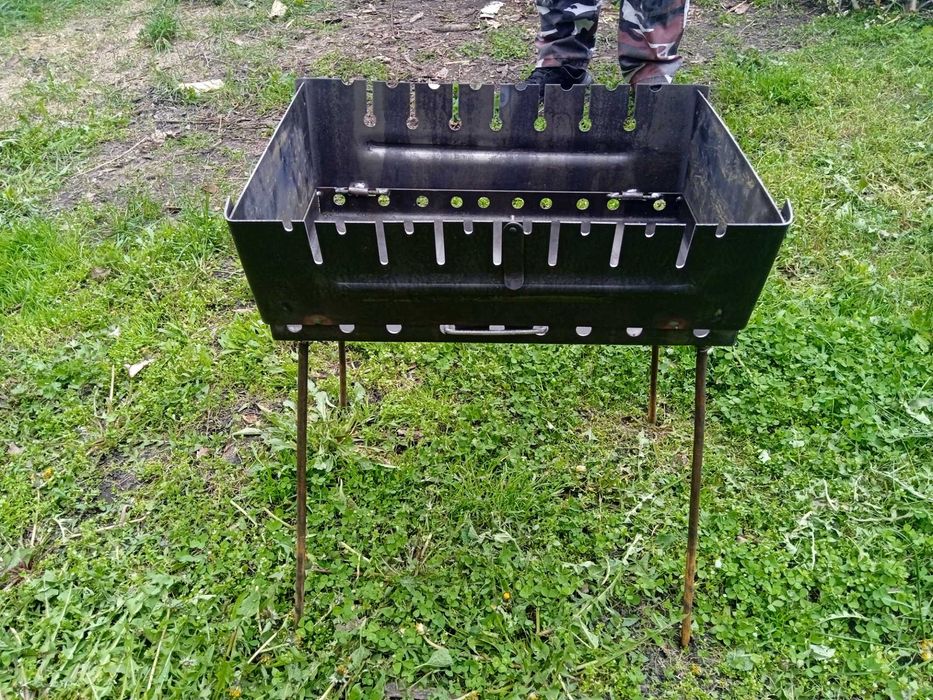 Раскладной мангал чемодан, мангал валіза на 8 шампурів, сталь 2 мм