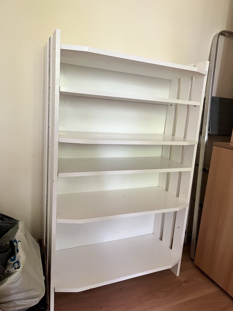 Biała szafka komoda do pokoju dziecka Ikea