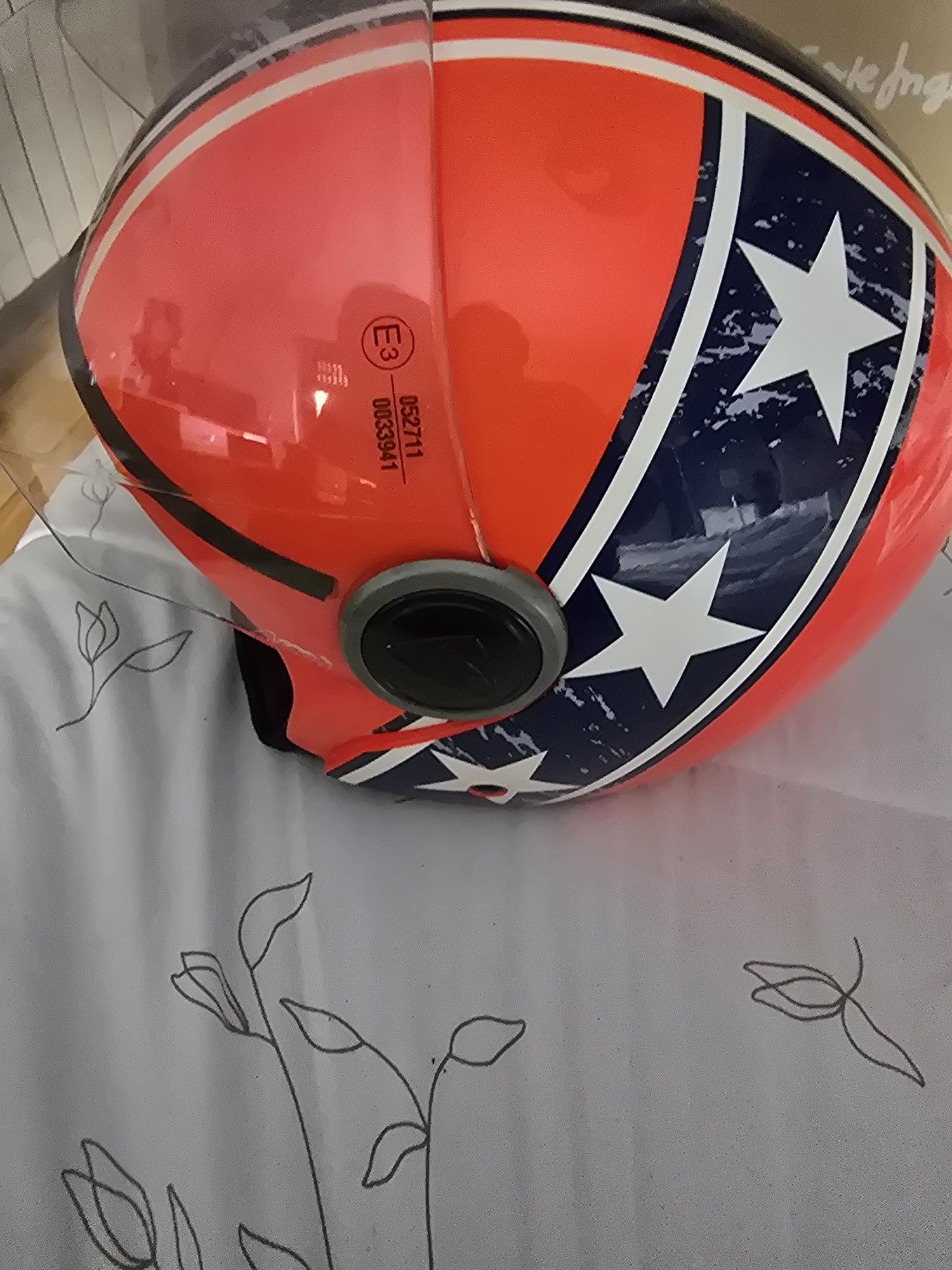 Capacete Airoh pouco usado