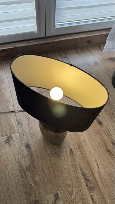 Lampka - piekna, stylowa, salon, sypialnia