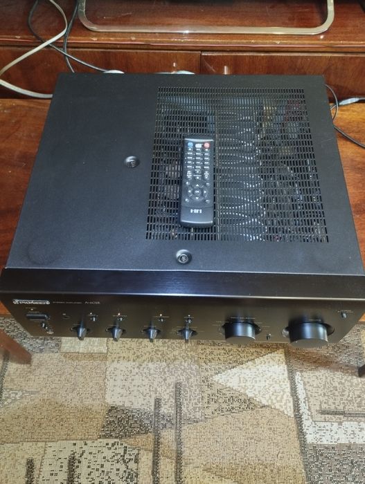 Pioneer A-602 R усилитель підсилювач пульт