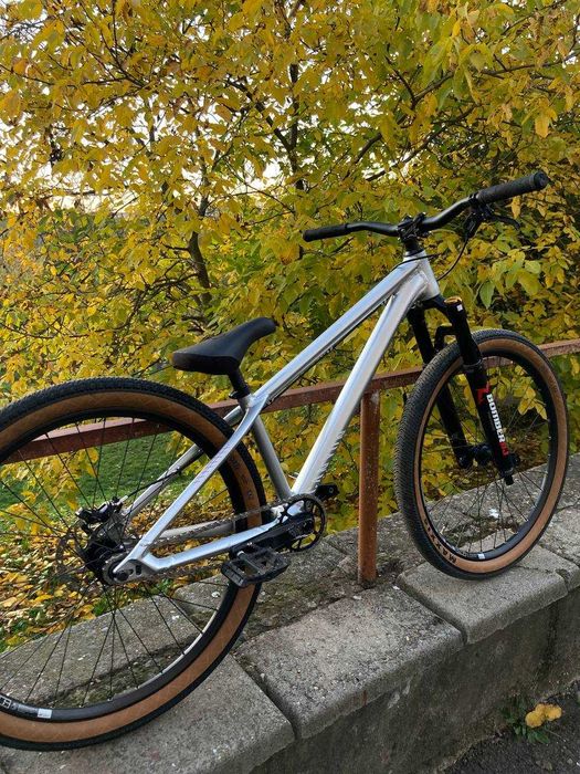 mtb dirt Canyon Stitched 360 pro