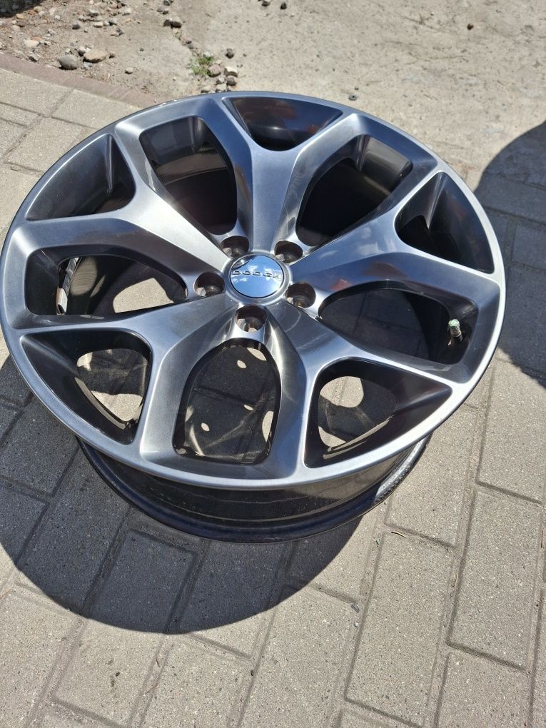 Felga 20" Dodge challenger charger 5x115 et24, 1ZV91TRMAB