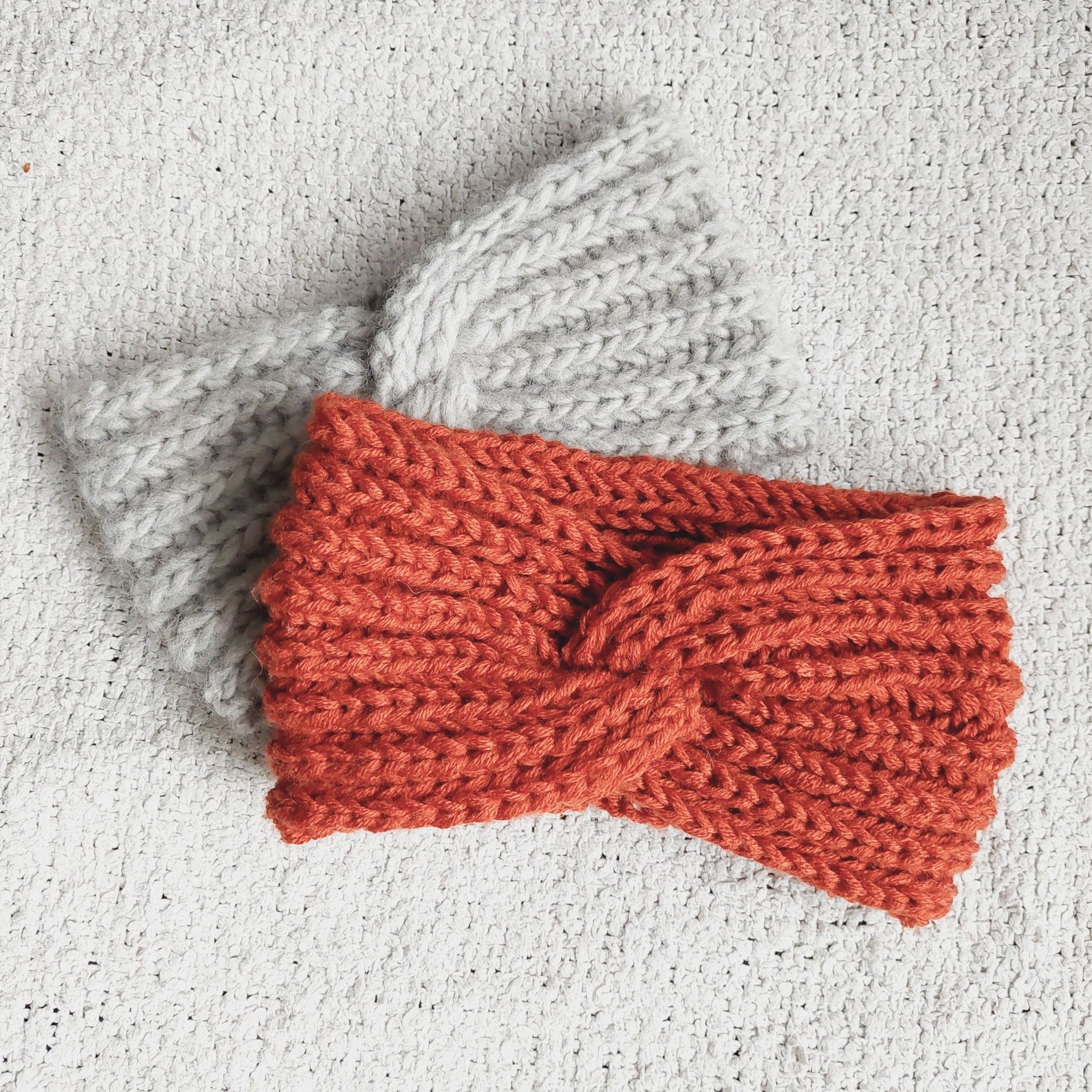 Opaska ręcznie robiona na drutach handmade rękodzieło rudy