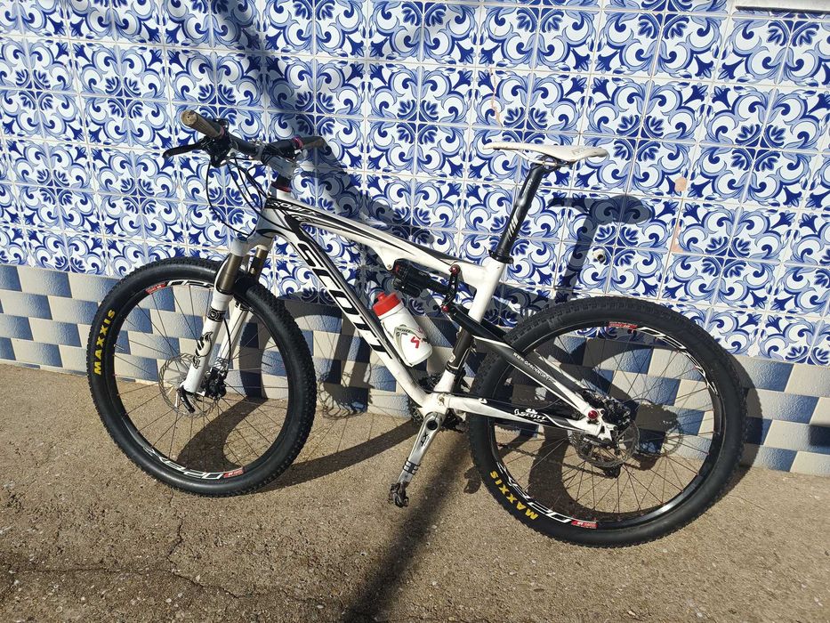 Scott Park em carbono