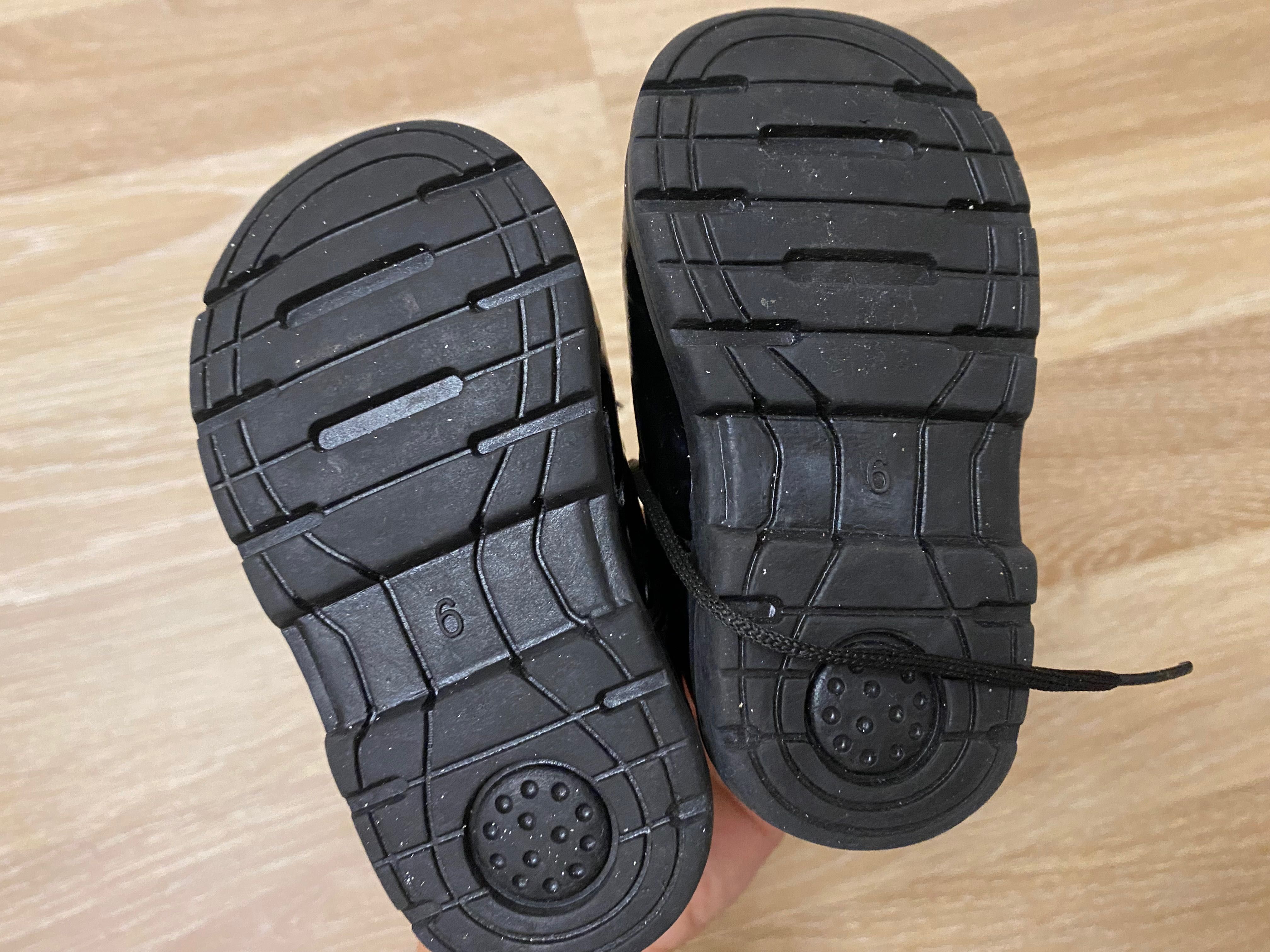 Дитячі чорні туфлі демісезонні туфли детские демисезонные черевики