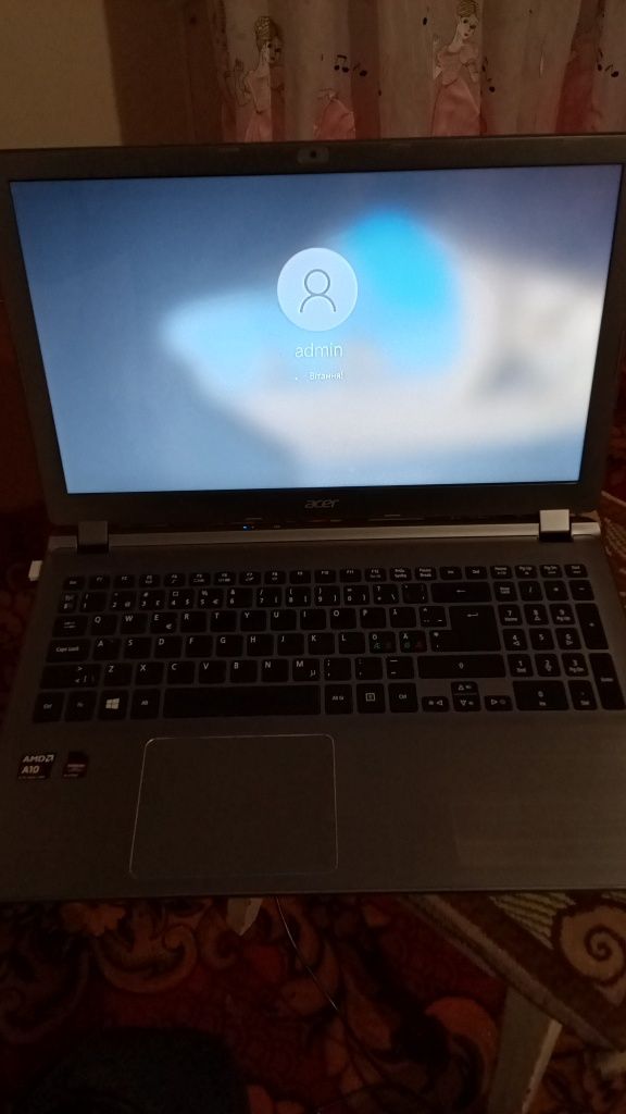 Ігровий Acer v5  amd a10-5757m radeon 8750m 2gb