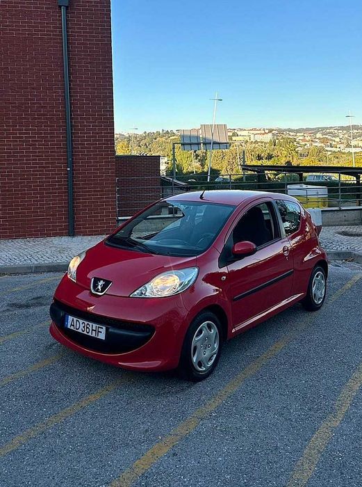 PEUGEOT 107 1.0 CAIXA AUTOMÁTICA