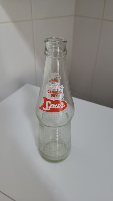 Garrafa antiga pirogravada Canada Dry (Spur) 220cc