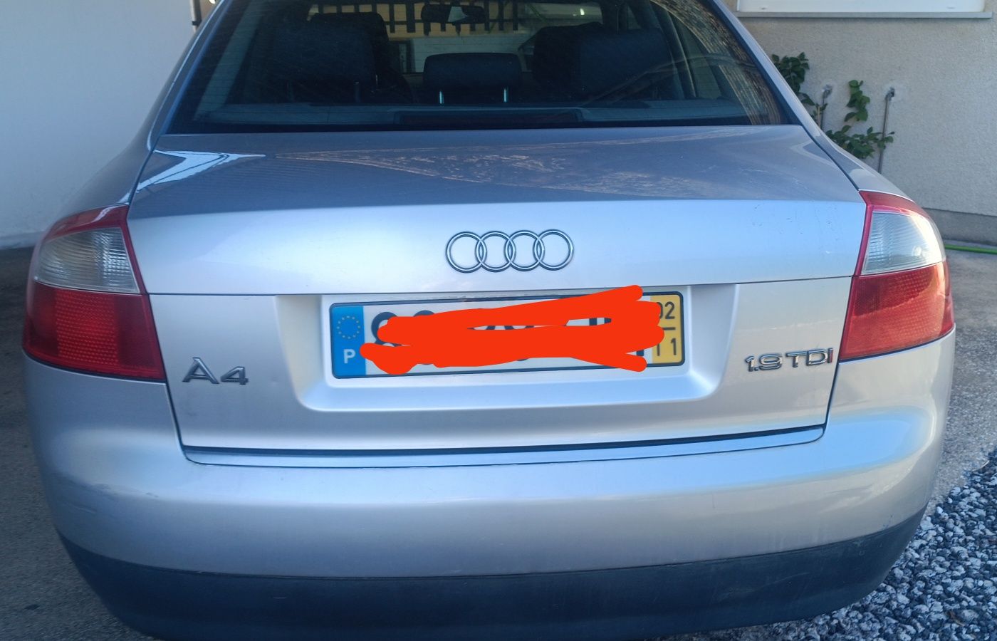 Vendo Audi A4 1.9 TDI