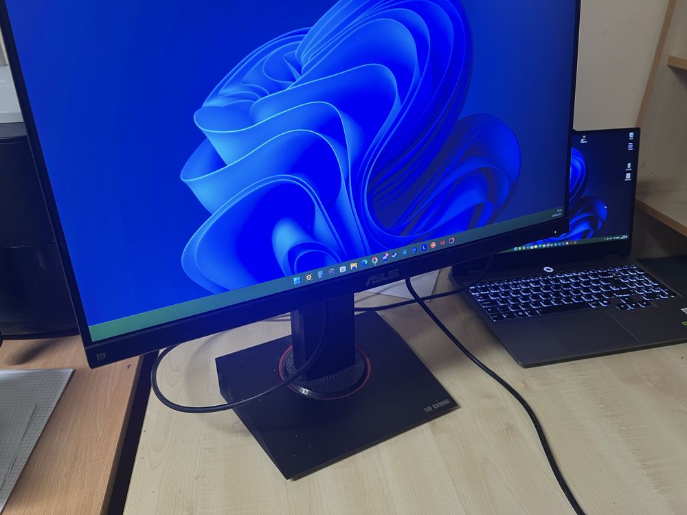 Monitor ASUS TUF VG249