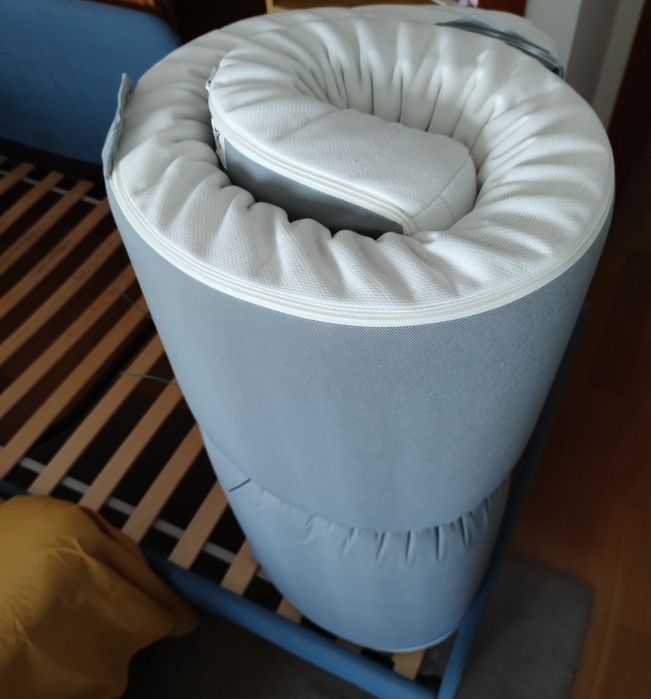 Cama (estrado e colchão) individual