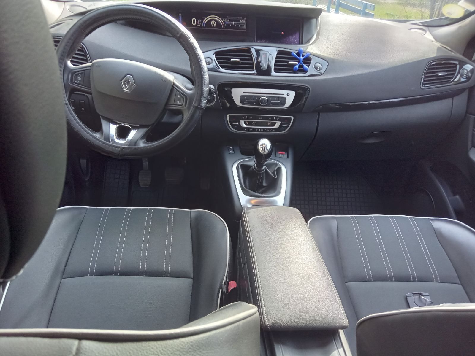 Renault Grand Scenic 2013