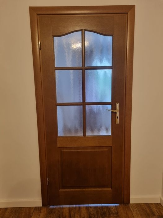 Drzwi porta oscieznica futryna  100