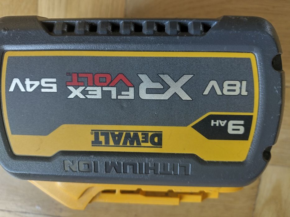 Młotowiertarka Dewalt DCH263 SDS+ 18V 3J  aku 9AH