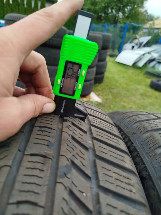 Opony zimowe Continental 225/60/17 z 2023