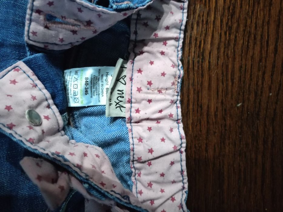 Jeansy NEXT dla dziewczynki, rozm. 68