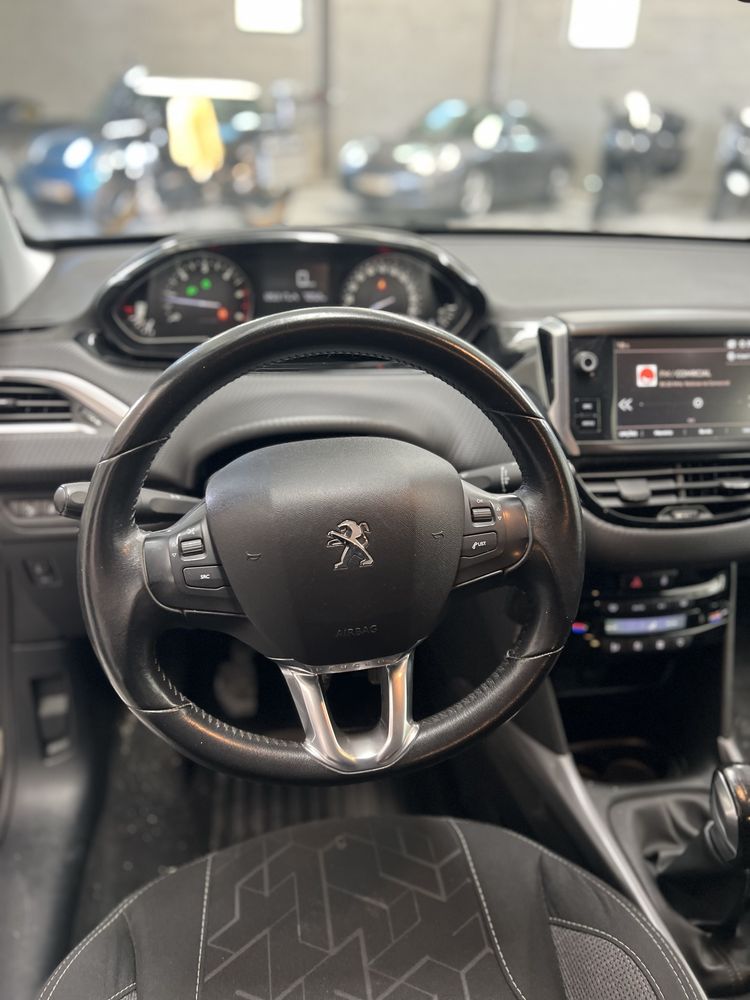 Peugeot 2008 1.6 hdi style 2017