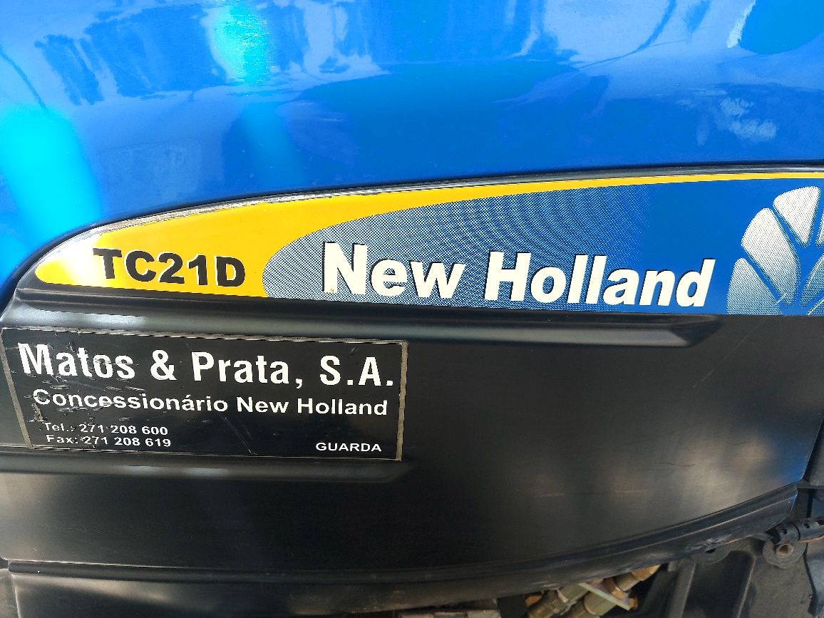 Tractor New Holland TC21D