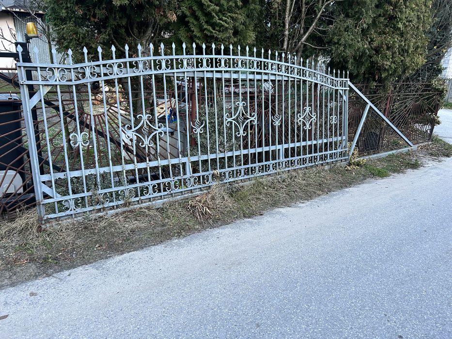 Brama przesuwna kuta