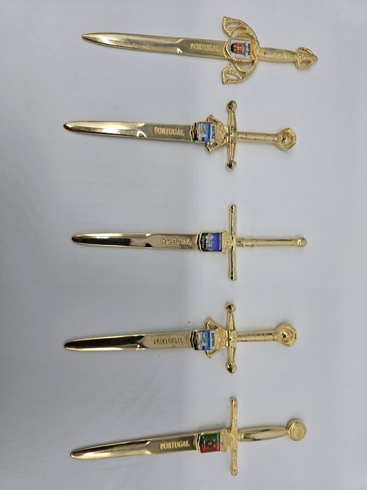 Abridor de cartas novo. Souvenir de Portugal  / Sintra