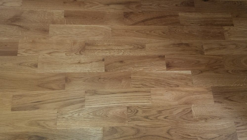 Parkiet dab lity lakierowany 16x70x250mm
